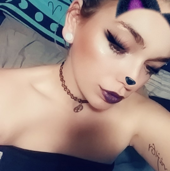 Meet your Posher, Jae!🖤 - Picture 4 of 6